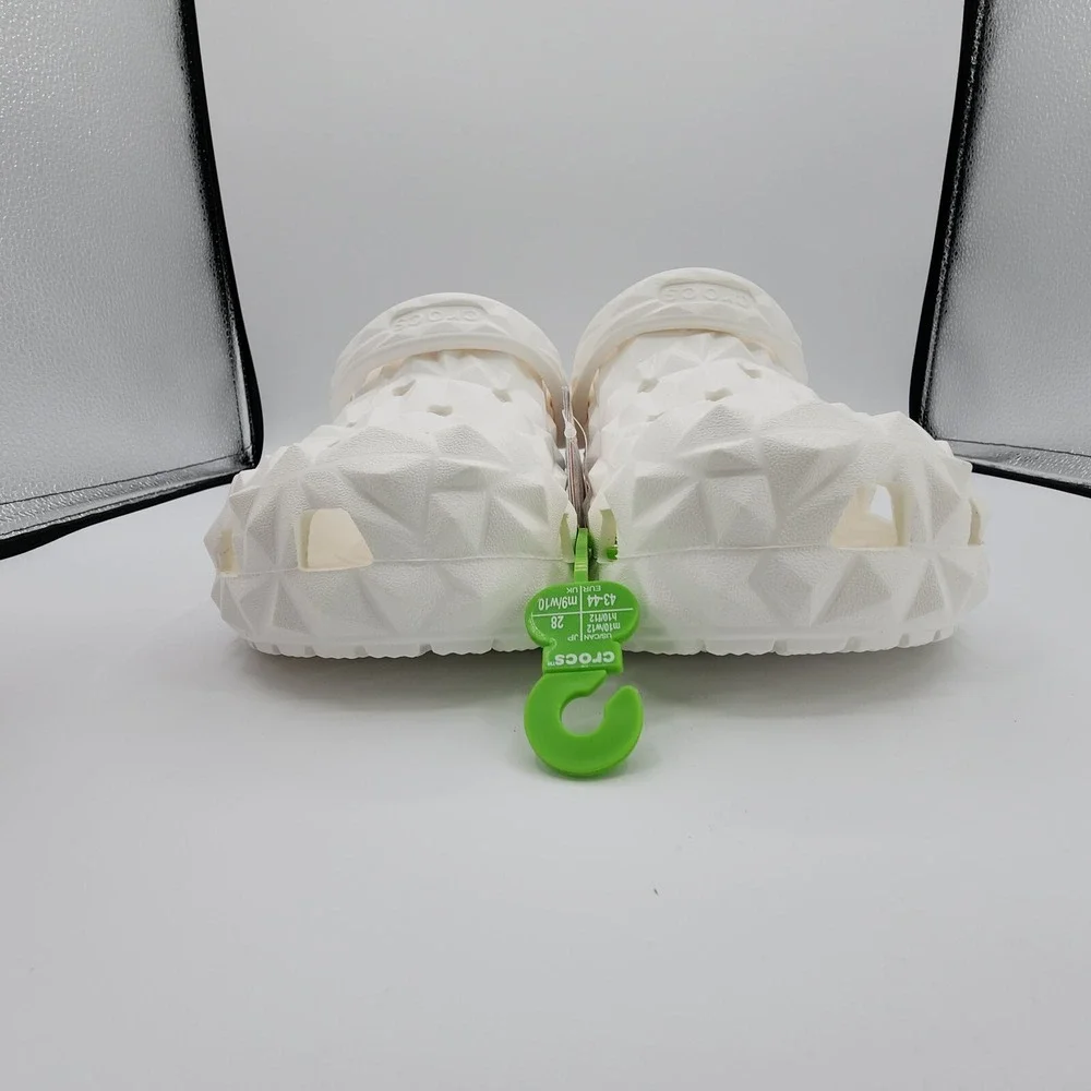 Crocs Classic‎ Geometric Clog Slides Sandal 209563-100 White Men's Size 10 NEW